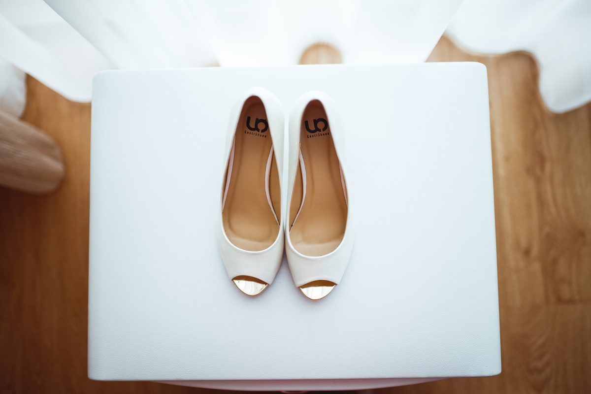 Peep-toe Flat — Calfskin · Cream